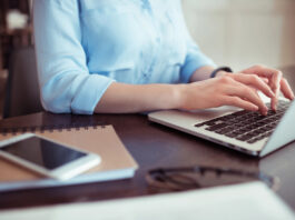 HP probook VS HP Elite Book credit Depositphotos