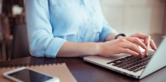 HP probook VS HP Elite Book credit Depositphotos