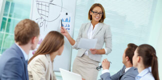 Formation en management d’équipe : quels sont les bénéfices ? Formation en management d'équipe Depositphotos