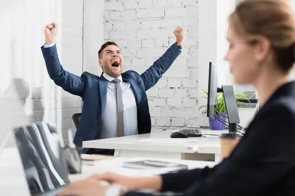 La réussite entrepreneuriale prend tout son sens lorsqu’elle est partagée depositphotos